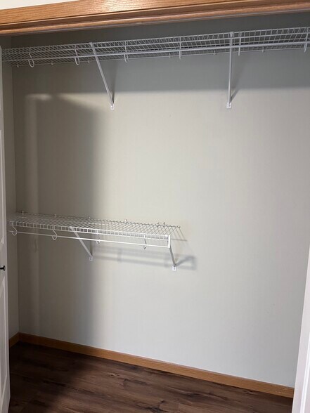 Building Photo - 4924 S Klein Ave