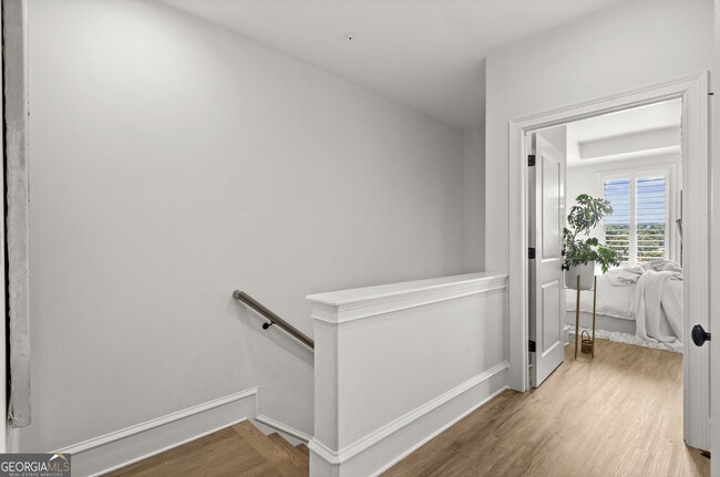 Building Photo - 355 S Esplanade