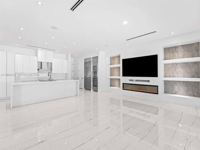 Building Photo - 17902 SW 149th Ct