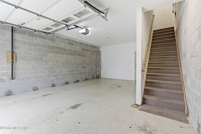 Building Photo - 15 4th St