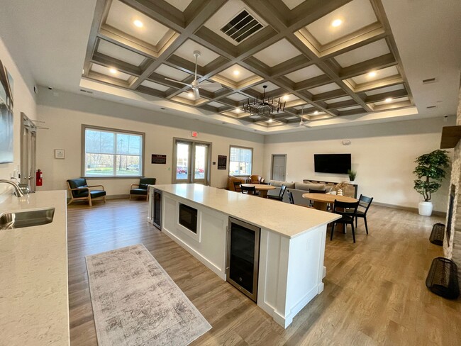 Building Photo - Tuscany con Terrazza | 1 Bed 1 Bath | 773 sf