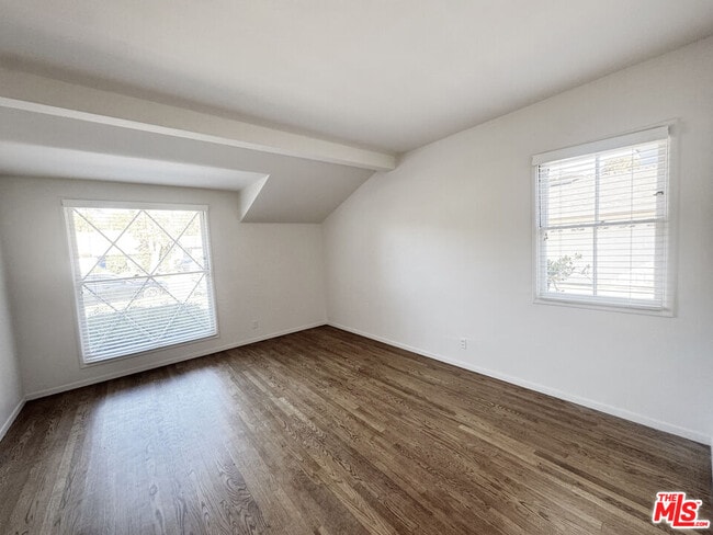 Building Photo - 13054 Hartsook St