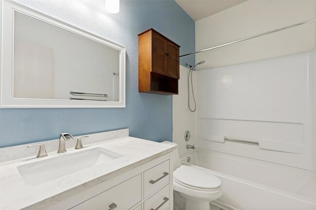 Building Photo - 9614 Magna Carta Loop
