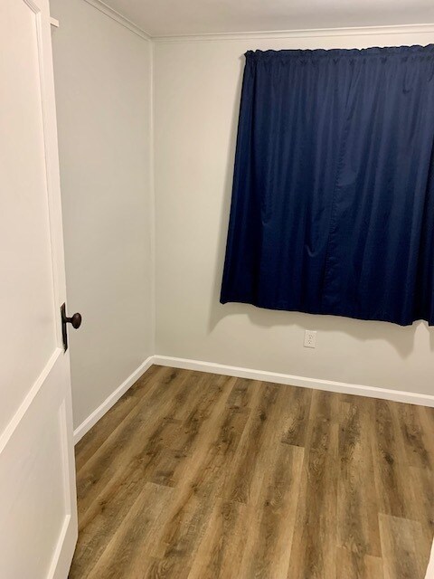 Building Photo - 824 Center St