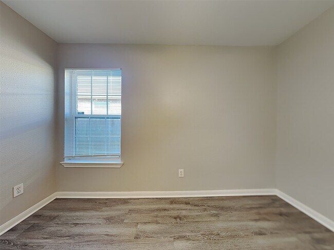 Building Photo - 18019 Kinsale Valley Ln