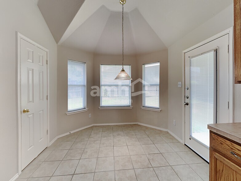 Building Photo - 209 Wenrick Dr