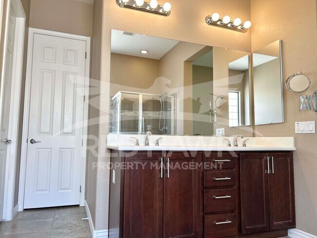 Building Photo - 4190 S Santa Rita Way