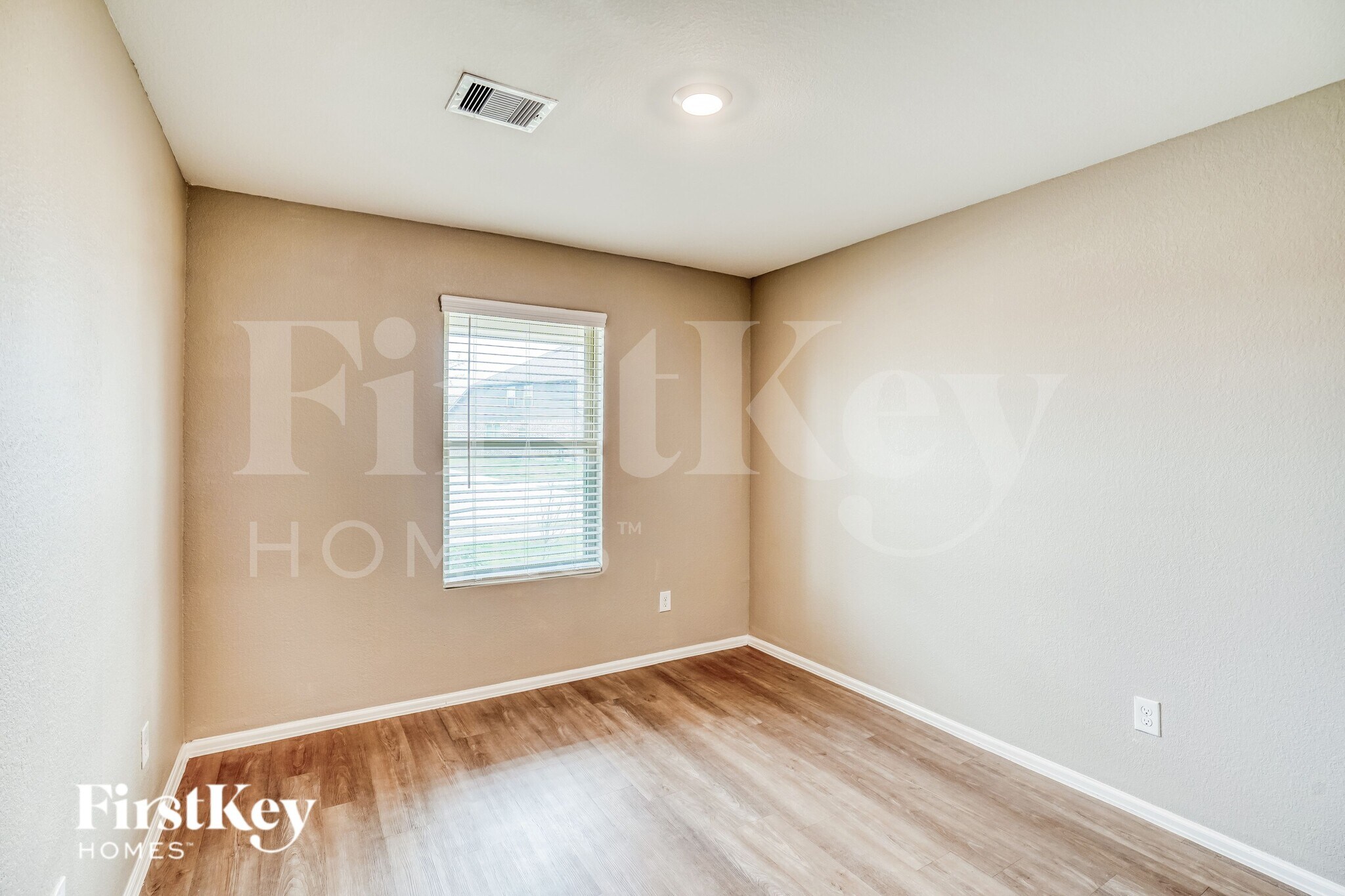 Building Photo - 3363 Avary River Ln