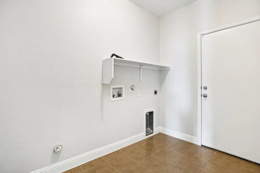 Building Photo - 19717 Shinning Isle Run