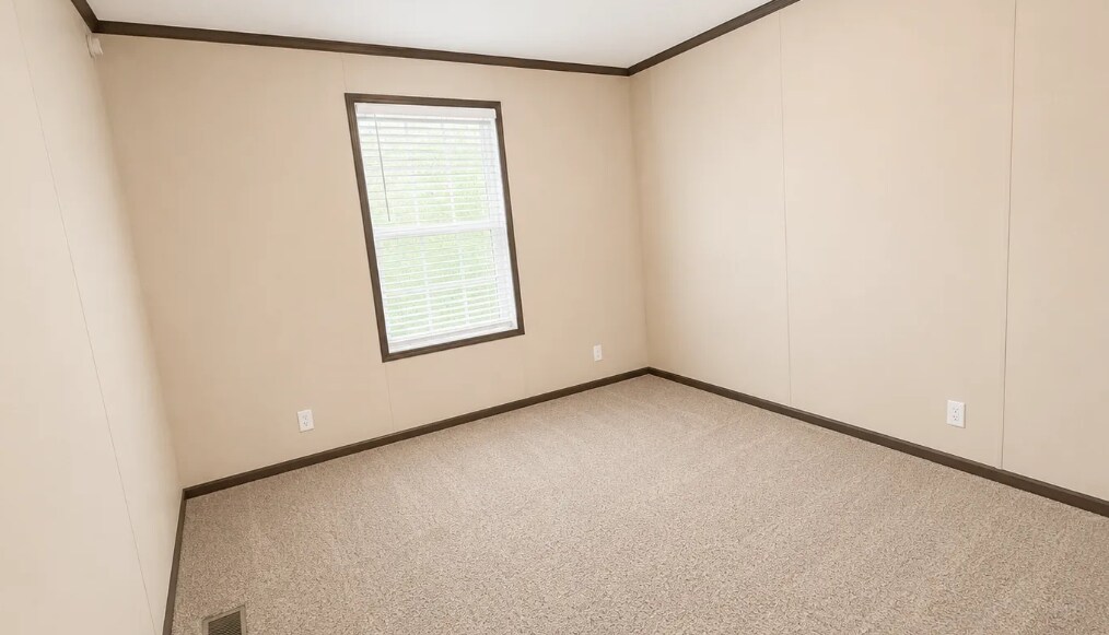 Building Photo - 25192 Au Lac Dr N