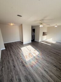 Building Photo - 1319 Airport Dr