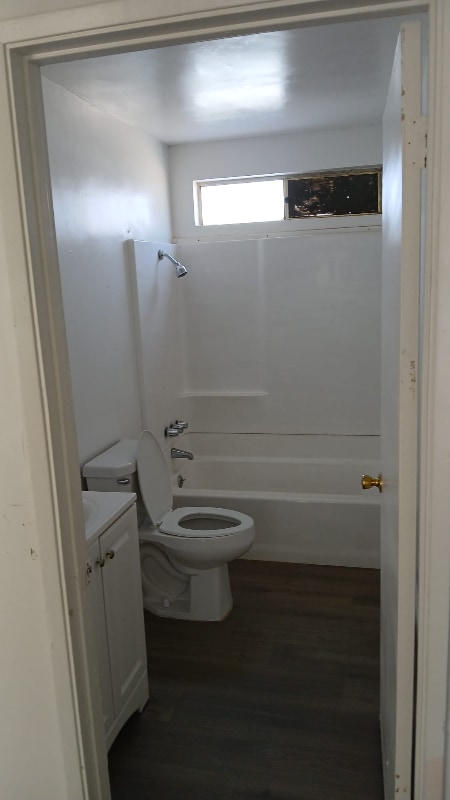 Building Photo - 190 W Alamo St