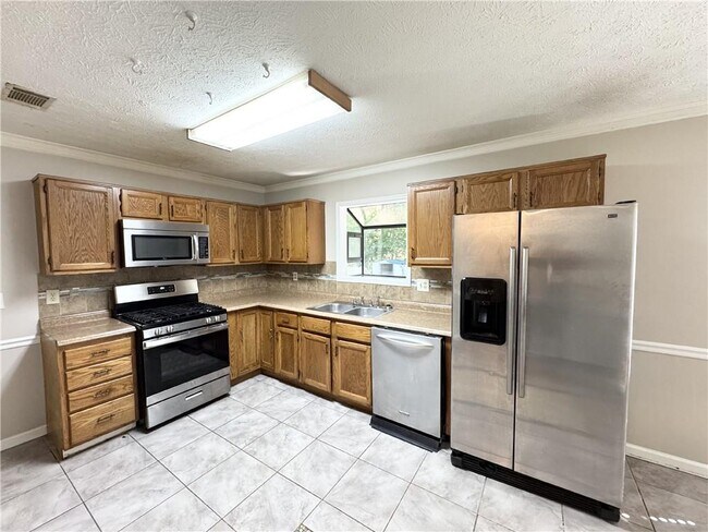Building Photo - 4991 Sugar Creek Dr