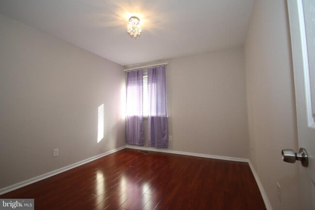 Building Photo - 3478 Coventry Pl