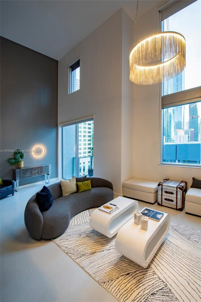 Building Photo - 1060 Brickell Ave