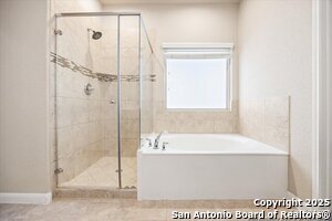 Building Photo - 15527 Birdstone Ln