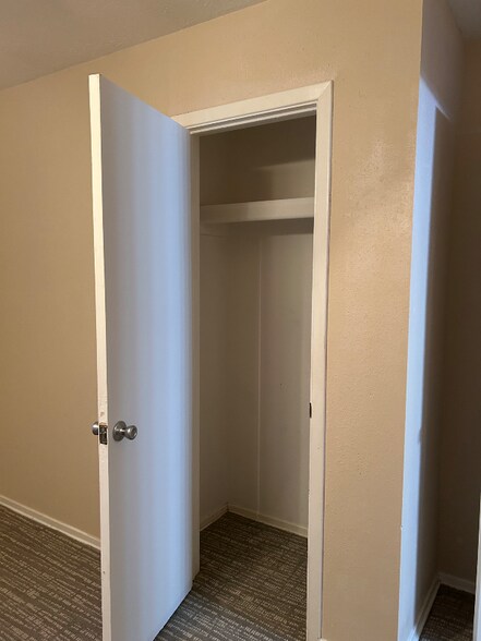 Building Photo - 5414 Fawn Trail Ln