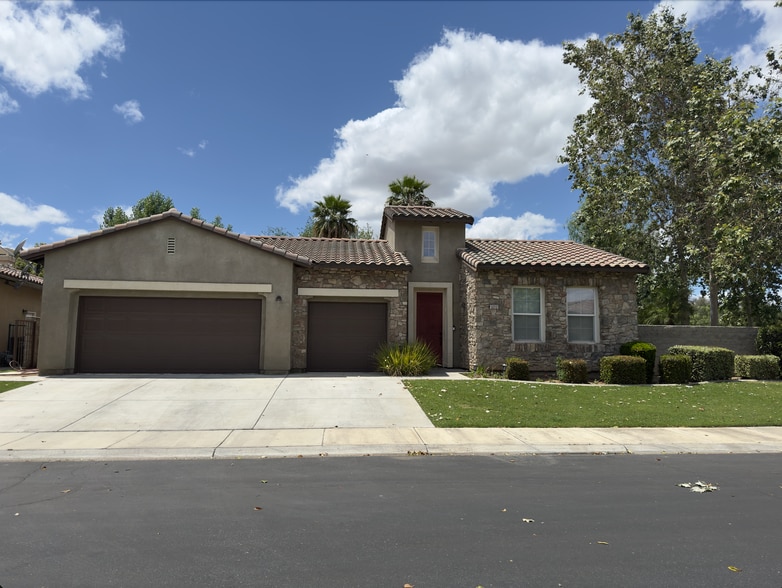 Building Photo - 5313 Pelican Hill Dr