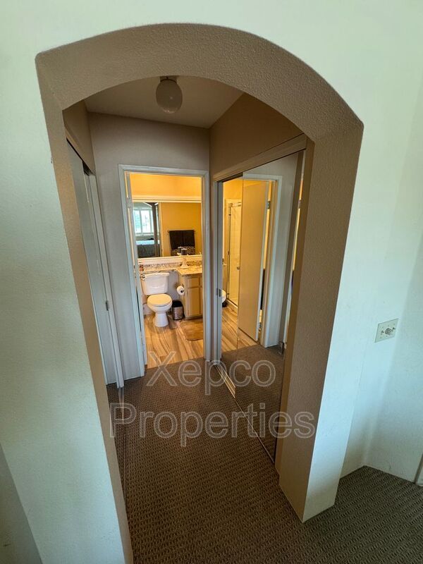 Building Photo - 38297 Crocus Ln