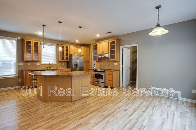 Building Photo - 1413 Island Town Dr