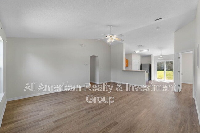 Building Photo - 147 Cabana Way