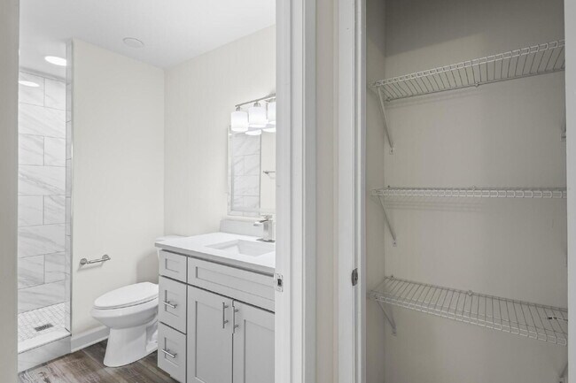Building Photo - "Charming 2-Bedroom Townhouse Retreat with...