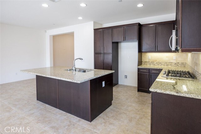 Building Photo - 43826 Countryside Dr