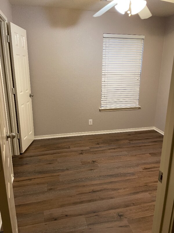 Building Photo - 113 Bronco Bend