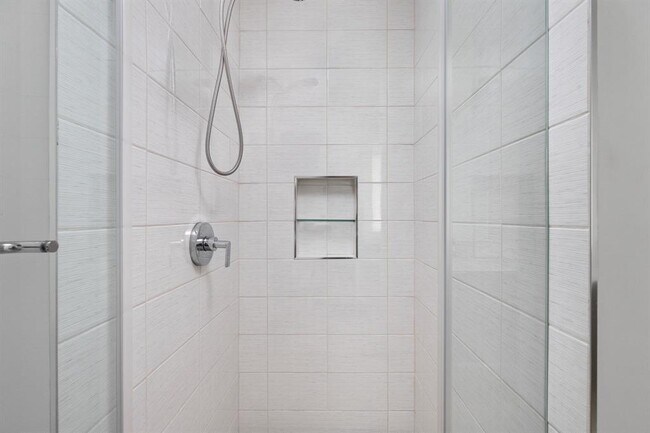 Building Photo - 301 West Ave