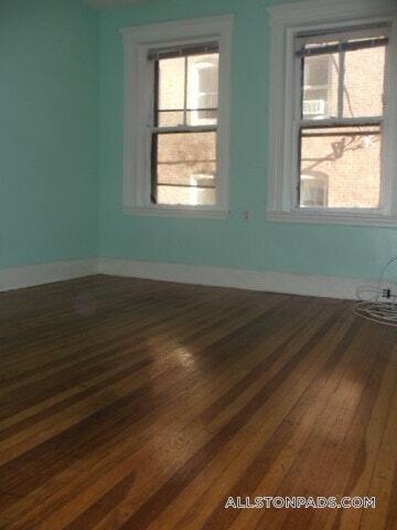 Building Photo - 86 Glenville Ave