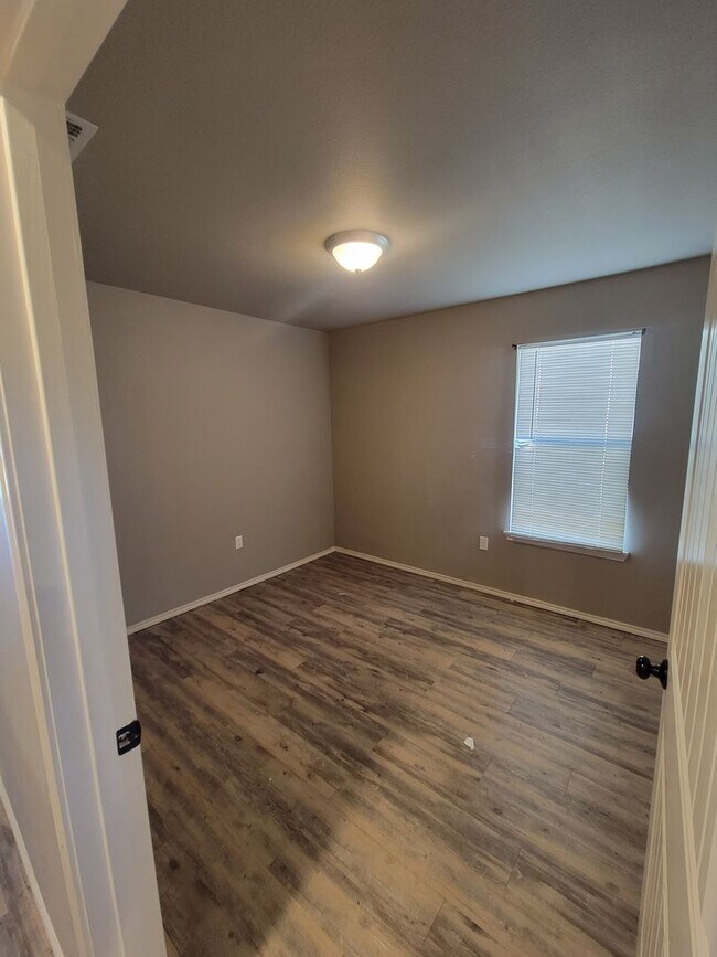 Building Photo - Section 8 approved