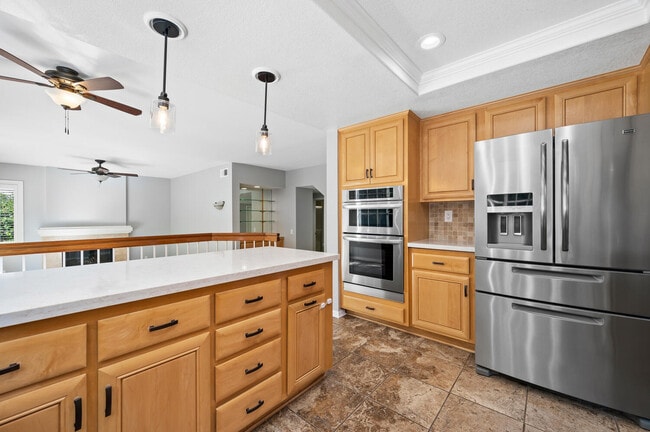 Building Photo - 945 Finnell Way