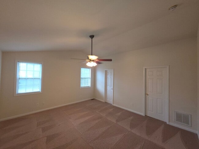 Building Photo - 356 Melbourne Ct