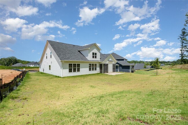 Building Photo - 2567 Cornelius Pl NW