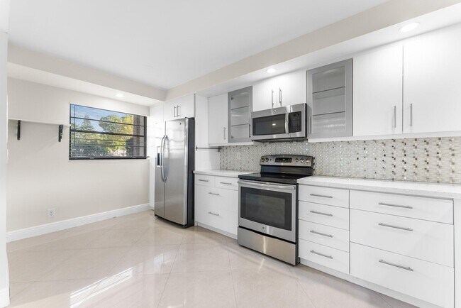 Building Photo - 23490 Lyons Rd