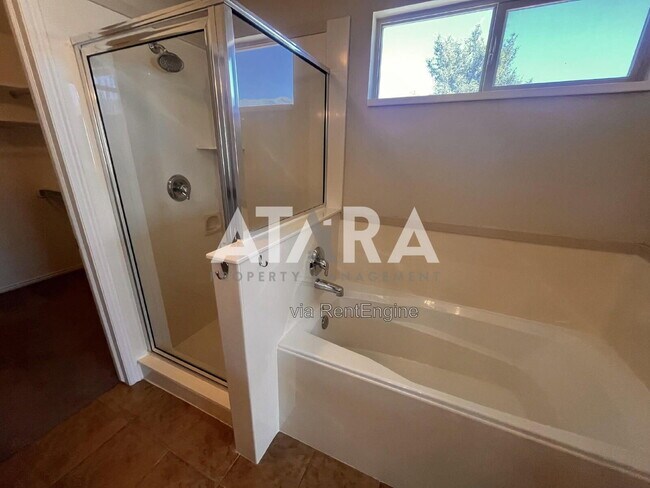 Building Photo - 754 Stonne Ln