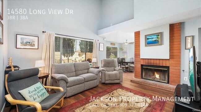 Building Photo - 14580 Long View Dr