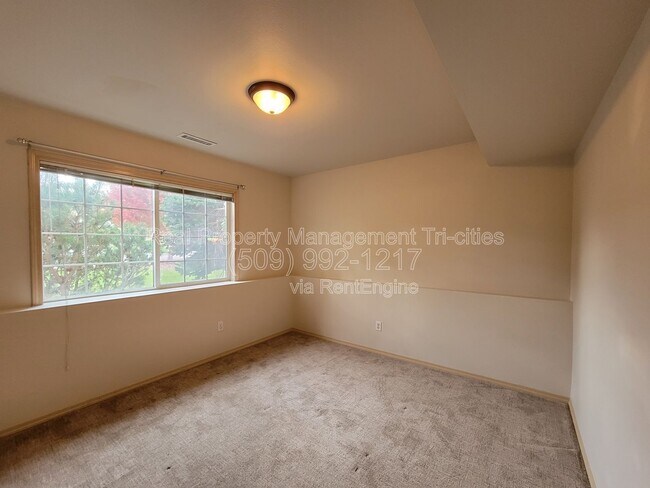 Building Photo - 2628 Scottsdale Pl