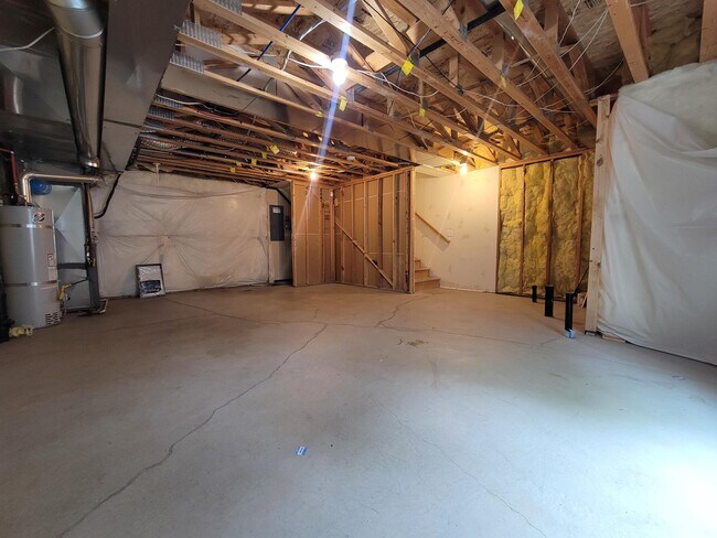 Building Photo - 3080 Finsbury Ln