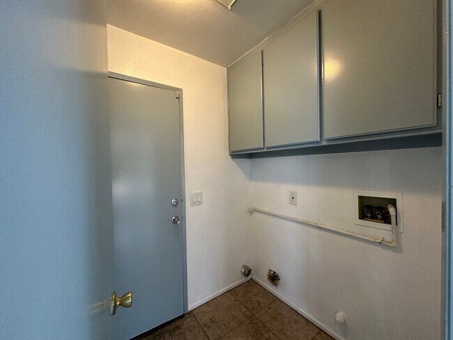 Building Photo - 14734 Santa Fe Trl