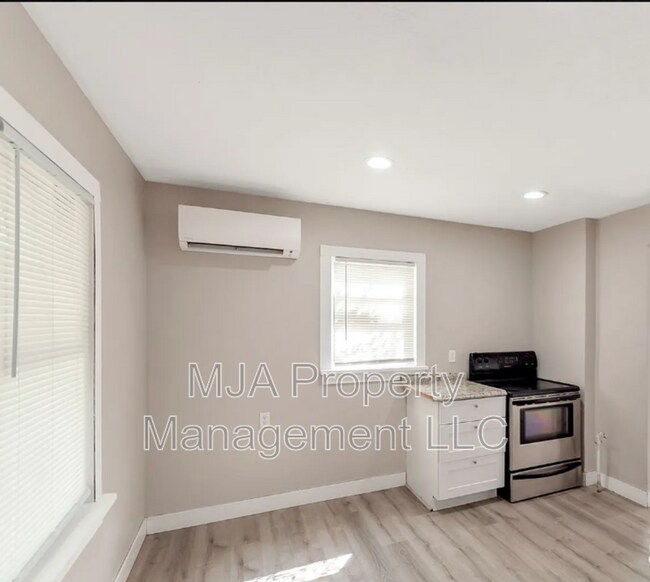 Building Photo - 2961 S 9150 W