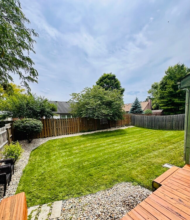 Building Photo - 7675 Waterwood Dr