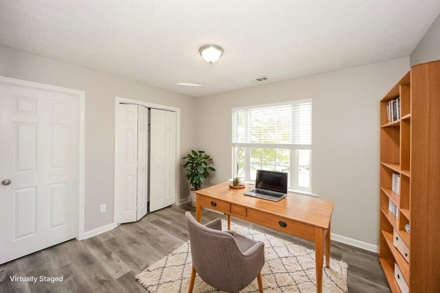Building Photo - 44 Palladio Way