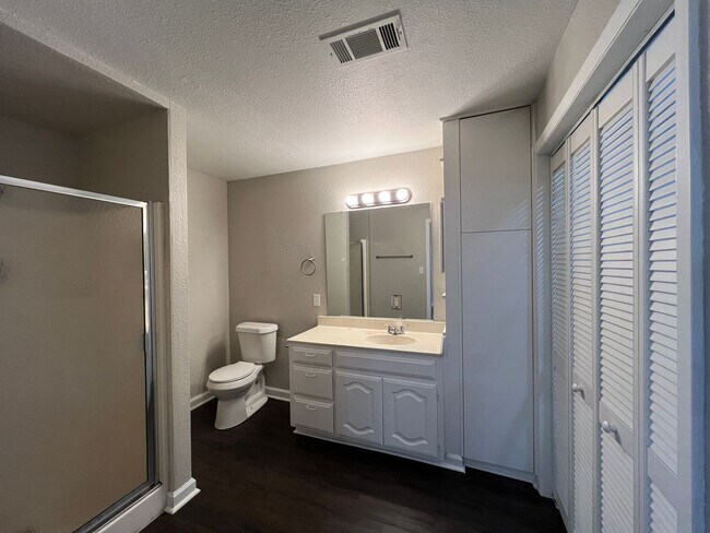 Building Photo - Homes for Rent in Rhome TX