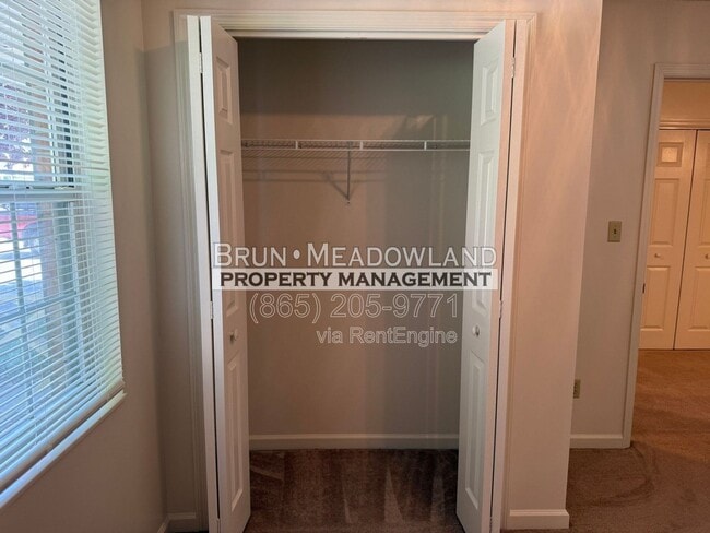 Building Photo - 6523 Doe Creek Way