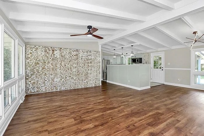Building Photo - Room in House on Milford Rd