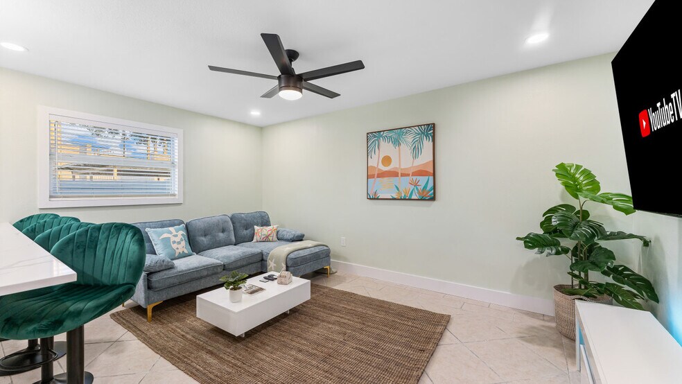 Building Photo - 79 S Brevard Ave