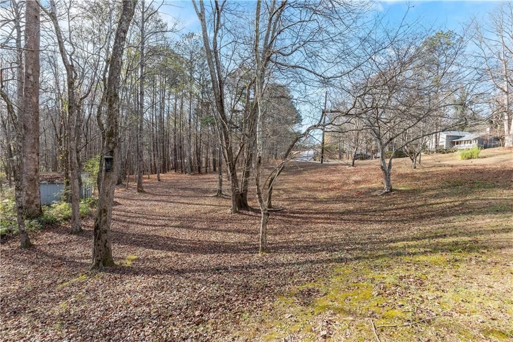 Building Photo - 2095 Uniwattee Trail SE