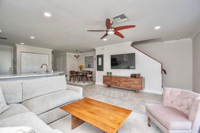 Building Photo - 16081 Sierra Palms Dr