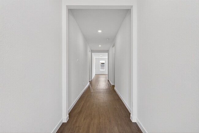 Building Photo - 28622 Great Saddle Trl